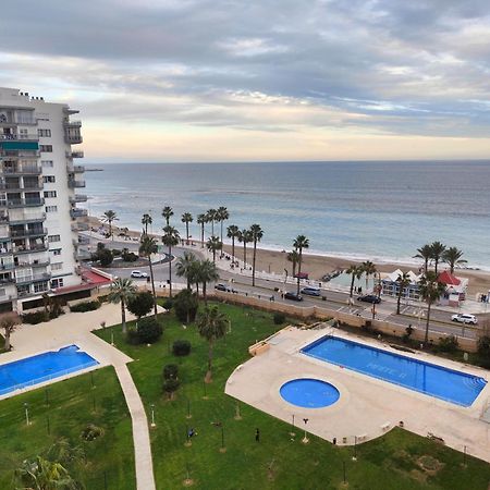 Maravilloso Apartamento En Primera Línea De Playa Benalmádena Exterior foto
